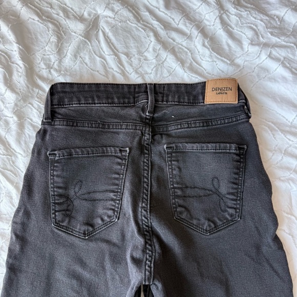 Levi's Denizen High Rise Skinny Black Charcoal Wash Skinny High RiseJeans - Picture 10 of 12